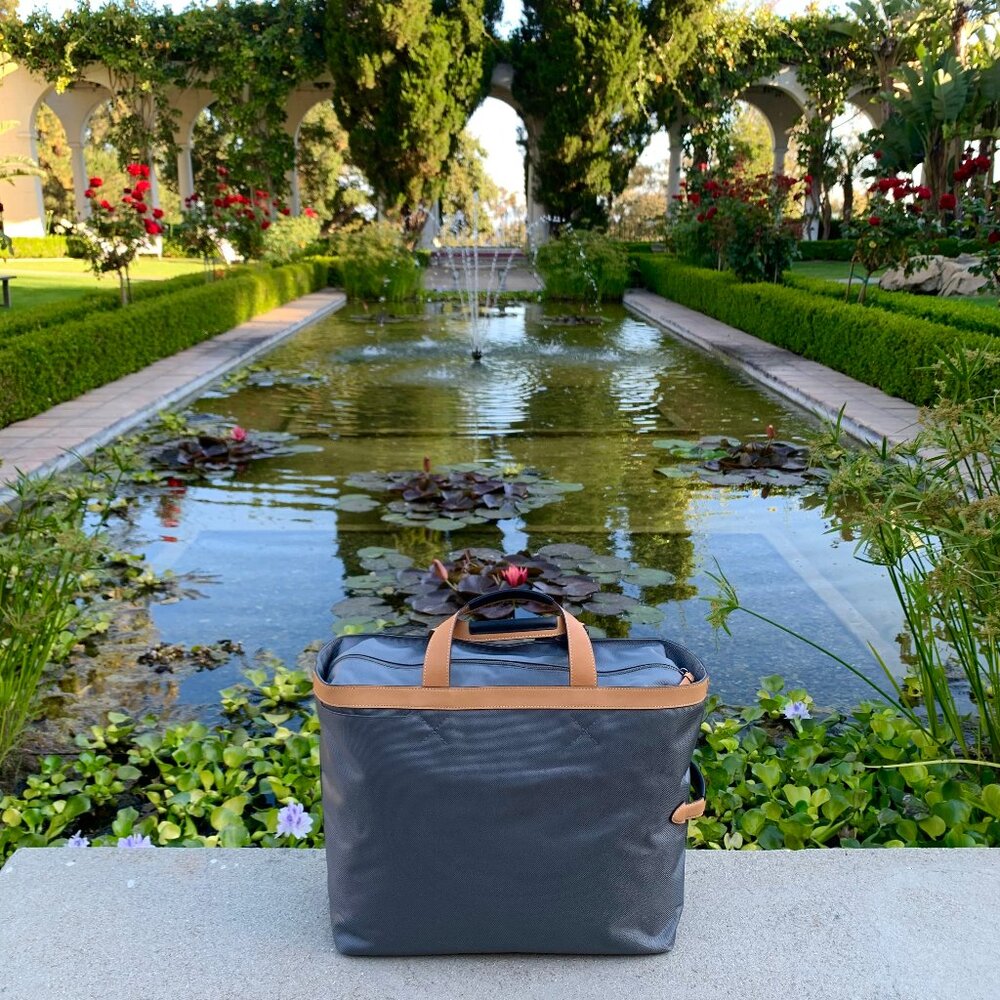 Tumi Santa Monica tote carry on bag - Picture 10 of 16